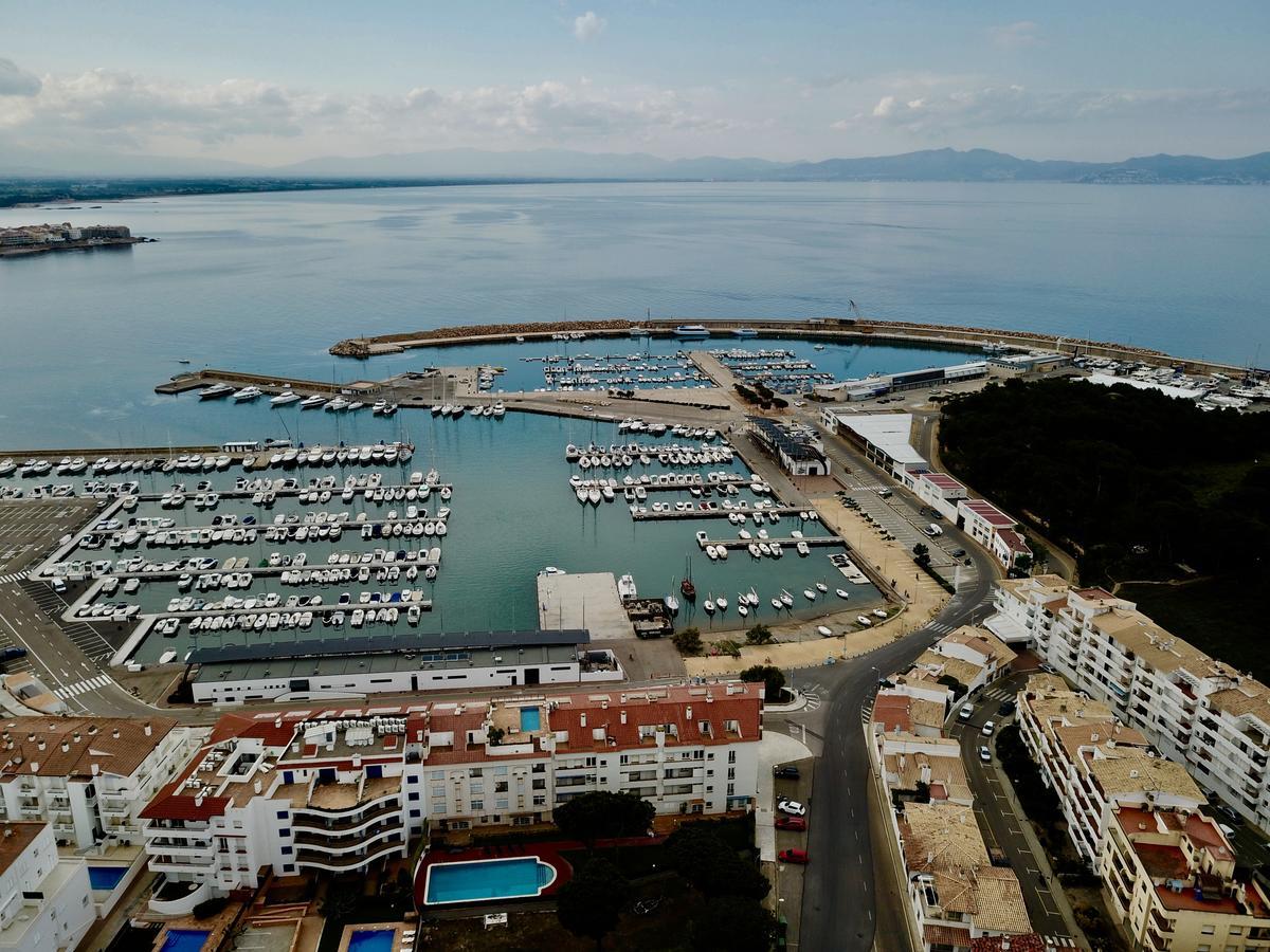 Apartament Vip Nautic L'Escala Exterior photo
